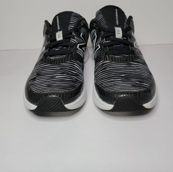 New Balance 711 WX711GZ2 Athletic Shoes Women’s Size 9 (B) Black White - Picture 5 of 10